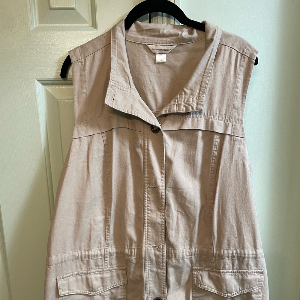 Tan, button up vest